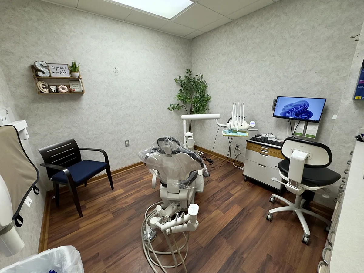 Dentist in Lyndhurst, OH